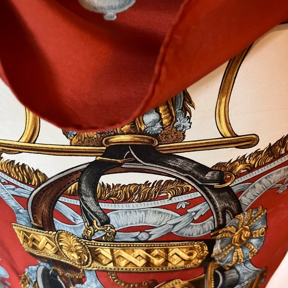 Hermes ‘Bride de Cour’ Scarf. 100% Silk. Made in France. Hand Rolled edges. - Picture 7 of 15